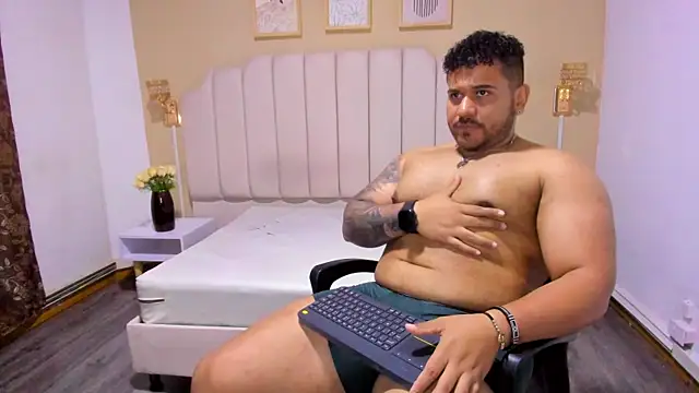 michael_hill1 live sex cam