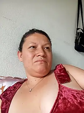 Kattiia1 live sex cam