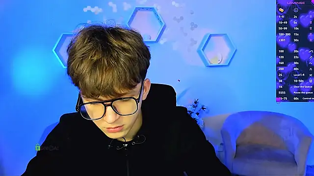 travis_wolf_ live sex cam