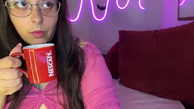 Mizztikaa live sex cam