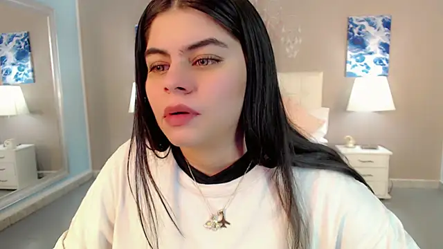 _Maddison_Ivanova_ live sex cam