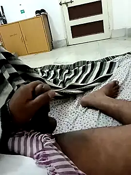 Punebigcock49's cam snapshot