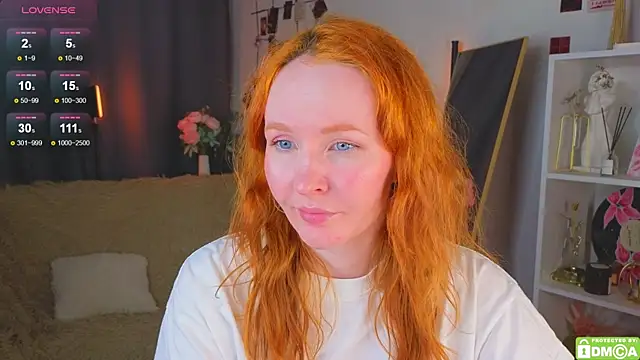 JoyceJones live sex cam