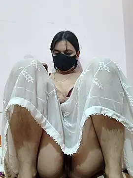 SpicyQueenX69 live sex cam