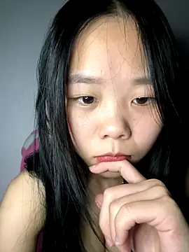 Kiee-lee live sex cam