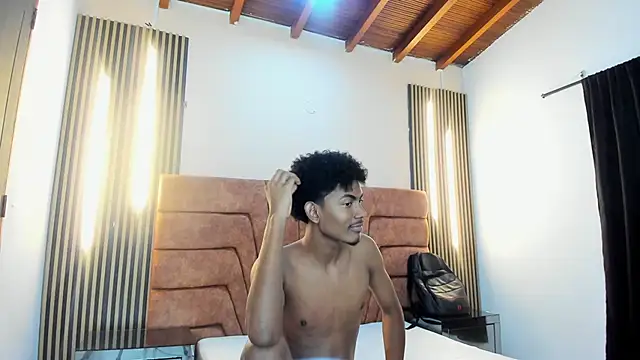 FYKMOR_1's cam snapshot