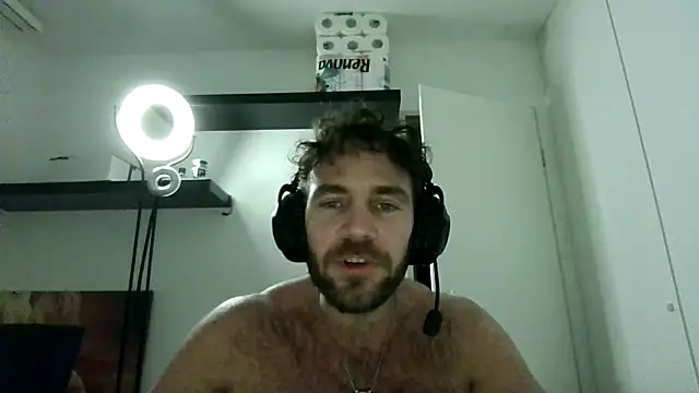 alpha-hunk's cam snapshot