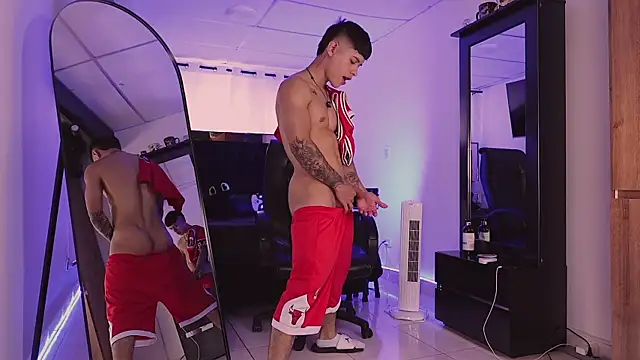 ErosKhaos live sex cam