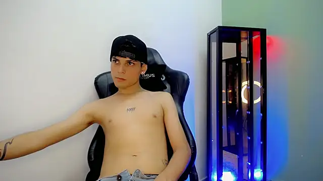 dilan_hott_'s cam snapshot