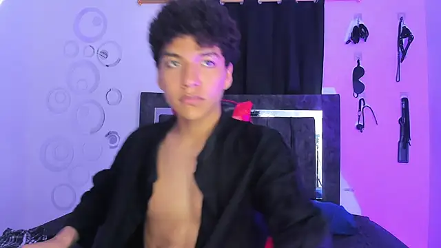 Maximiliano_Khalil's cam snapshot