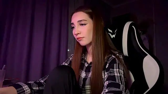 HollyPaw live sex cam