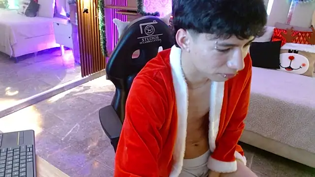 kaelwolf_tay's cam snapshot