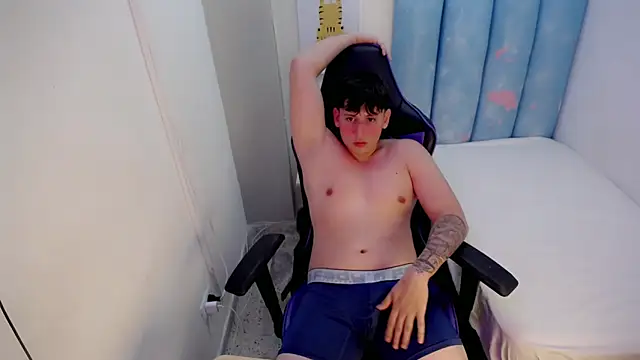 d_moneyy_'s cam snapshot