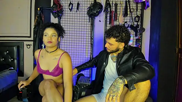 Twisted_Fantasy live sex cam