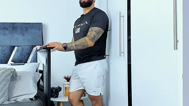 Zack_Froone's cam snapshot