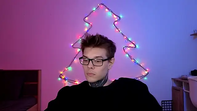 DENIS_HERE's cam snapshot