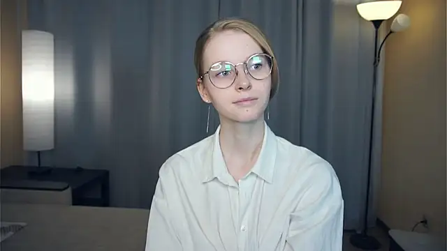 ToyaPletz's cam snapshot