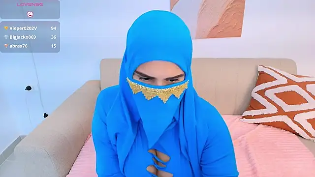 Mayraa_arabelle's cam snapshot