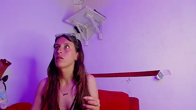 mia_luna_ed's cam snapshot