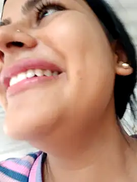 virgin_cunt's cam snapshot