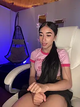 Emma_pink18's cam snapshot