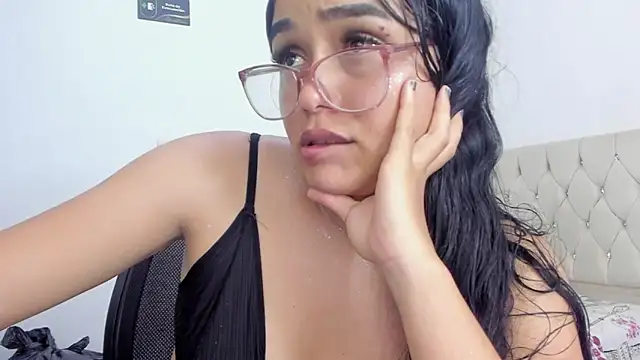 _1Jade's cam snapshot