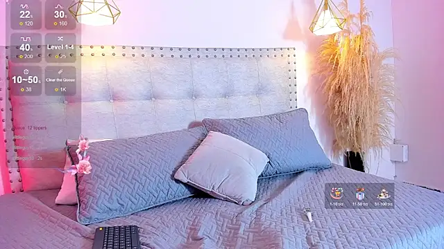 Esmeralda_cutes's cam snapshot