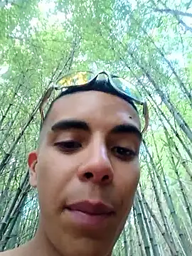 Restrepo300's cam snapshot