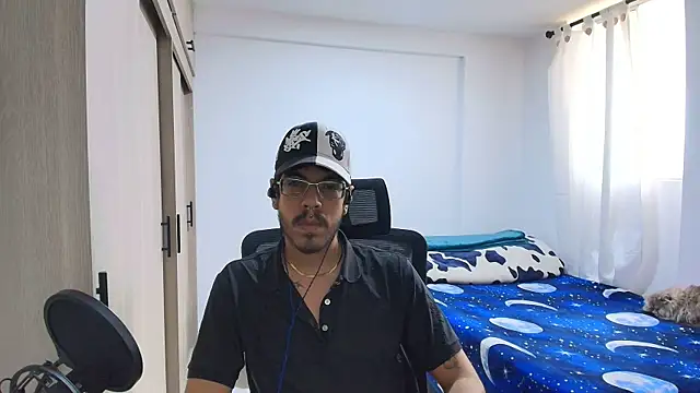 naitt_'s cam snapshot