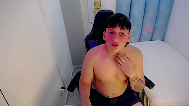 d_moneyy_'s cam snapshot