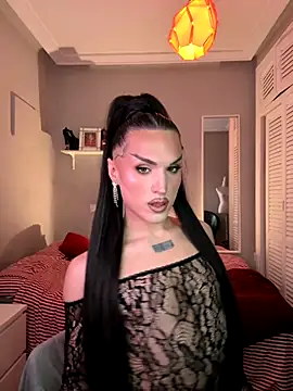 Crystal_________ live sex cam