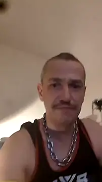 Nyctalopie8579's cam snapshot