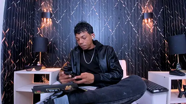 Gregory_Sforza live sex cam