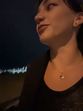 Ninabigtitied live sex cam