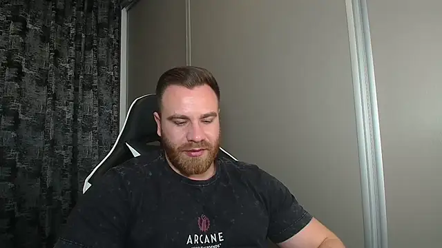 Thori92 live sex cam