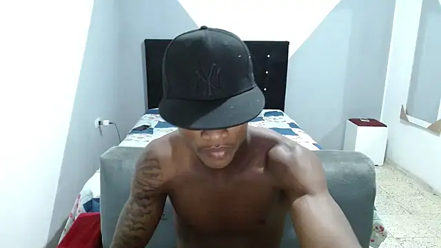 MiguelAngelxl live sex cam