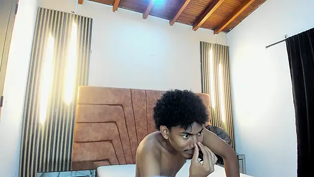 FYKMOR_1 live sex cam