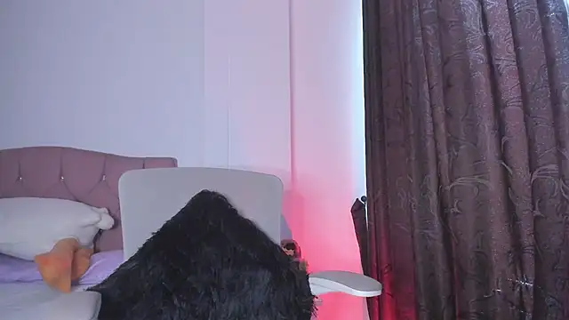 _Caroliinee_ live sex cam