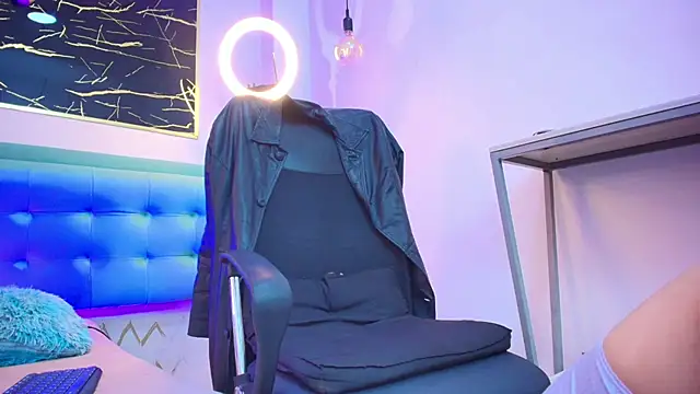 Bella_salvatore live sex cam