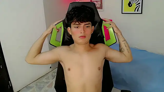 Green_XoX live sex cam