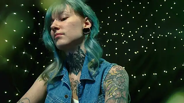 Littlespacemouse live sex cam