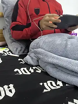 yazin19 live sex cam