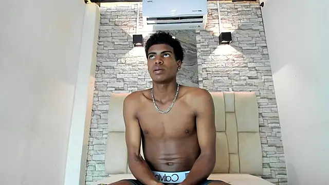 XAVI_LEE live sex cam