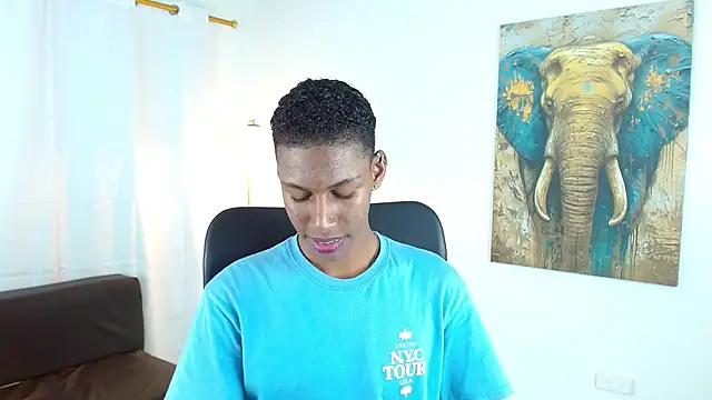 maiki18_ live sex cam