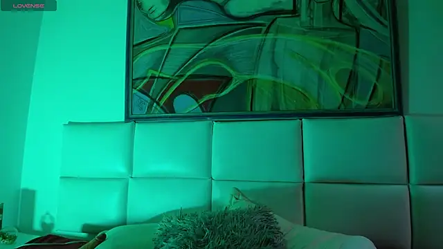 Saraa_lips's cam snapshot