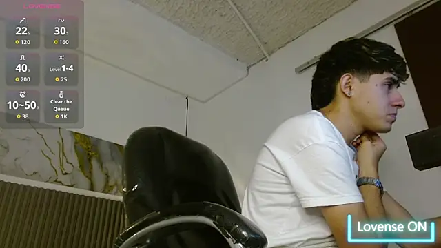 Dyla_n18's cam snapshot