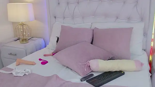 ViolettFrosst live sex cam