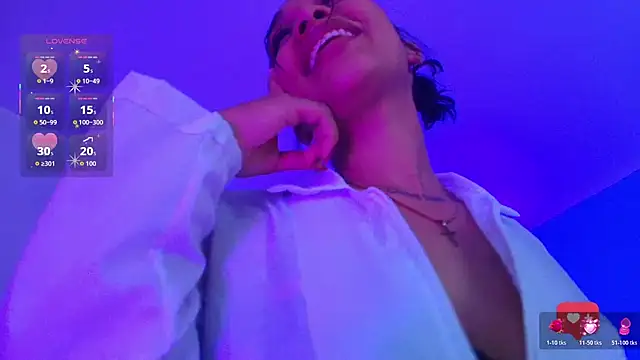 coraline_vera's cam snapshot