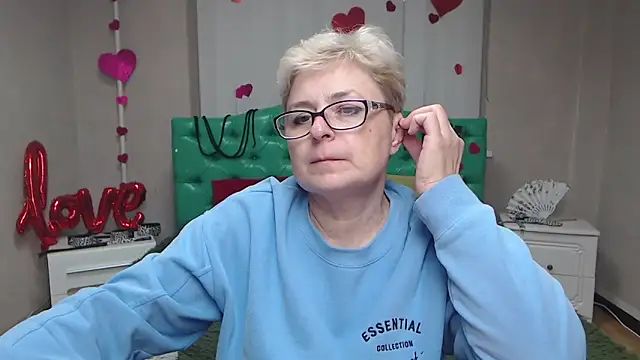 EmiliaGree's cam snapshot