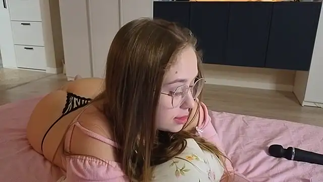 DextralCrew's cam snapshot